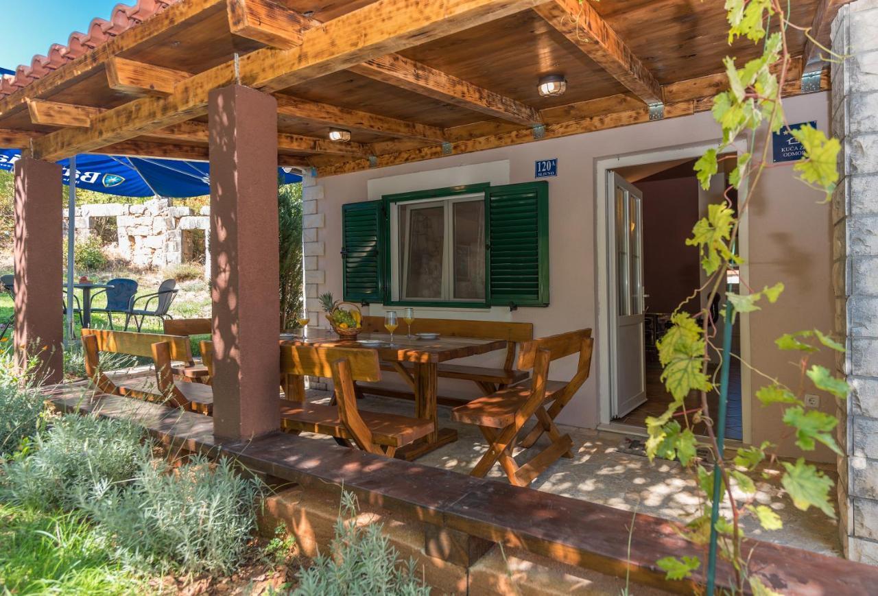 Holiday Home Frane Slivno  Екстериор снимка