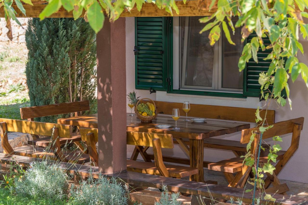 Holiday Home Frane Slivno  Екстериор снимка