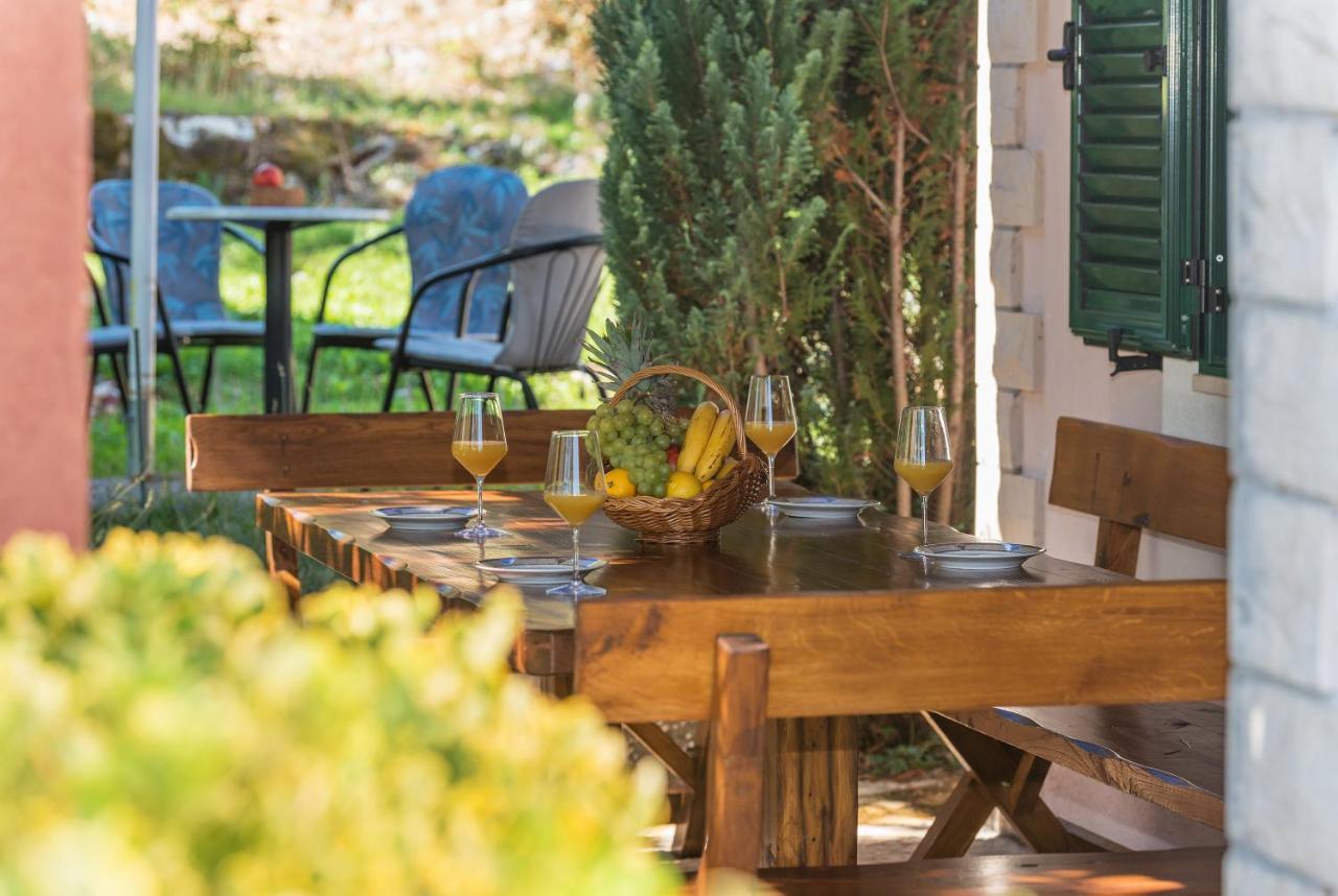 Holiday Home Frane Slivno  Екстериор снимка