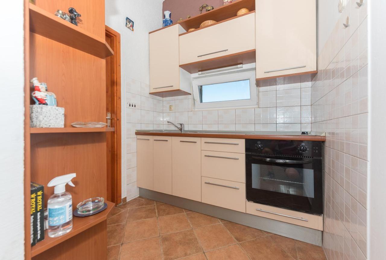 Holiday Home Frane Slivno  Екстериор снимка