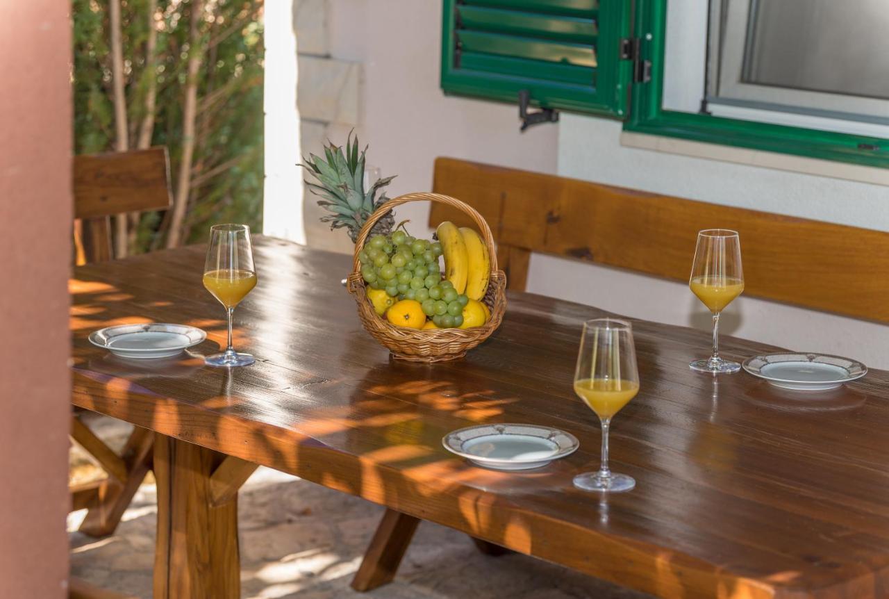 Holiday Home Frane Slivno  Екстериор снимка
